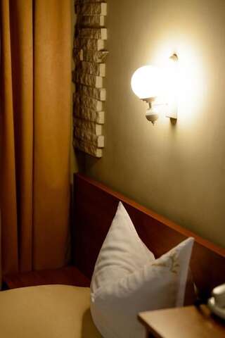 Отель Hotel Sun Garden Турда Улучшенный двухместный номер с 2 отдельными кроватями-3